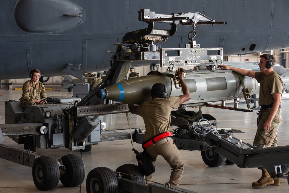 5AMXS 2Q Weapons Load Competition