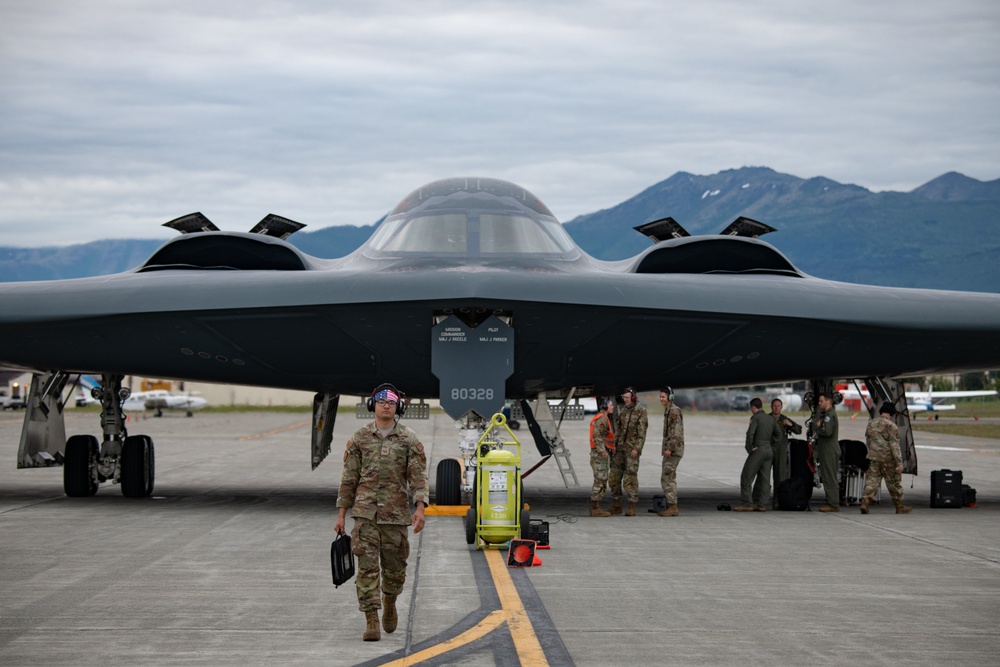 B-2 Spirit lands at JBER