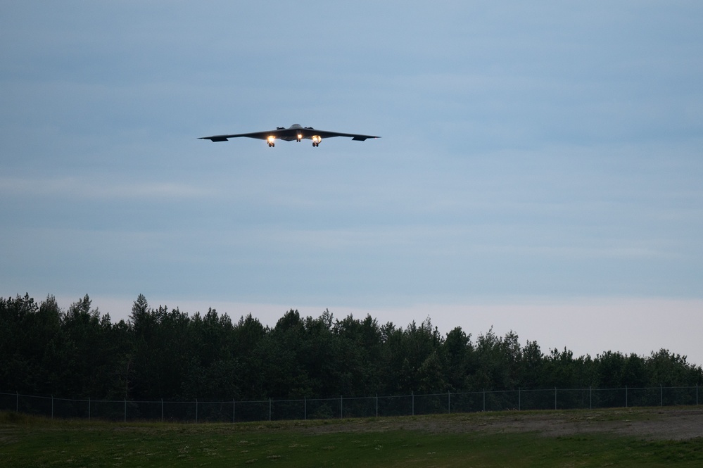 B-2 Spirit arrives JBER