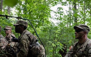 Soldiers, NCOs &amp; Officers of the 1st Inf. Div. Train Future Army Leaders