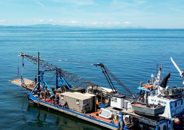 US Army deep sea divers retrieve derelict fishing nets in partnership with Washington Dept. of Natural Resources