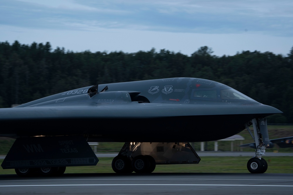 B-2 Spirit visits JBER