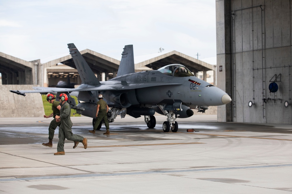 MAG-12 and VMFA-115 commanding officers arrive to Kadena AB