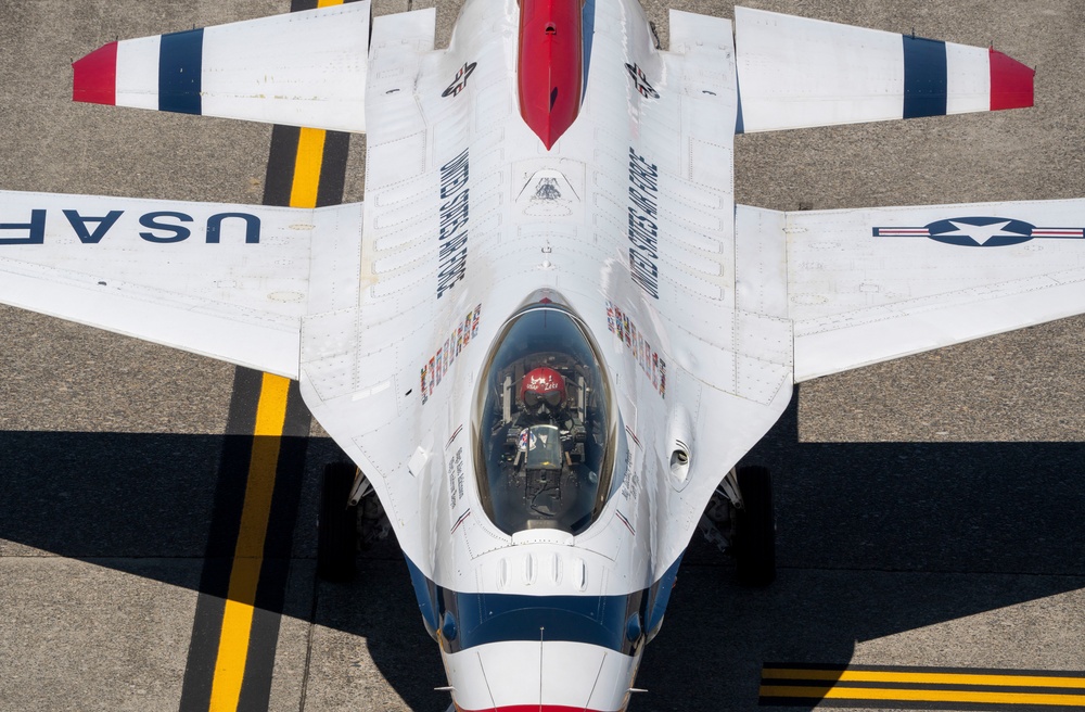 Thunderbirds return to Joint Base Lewis-McChord