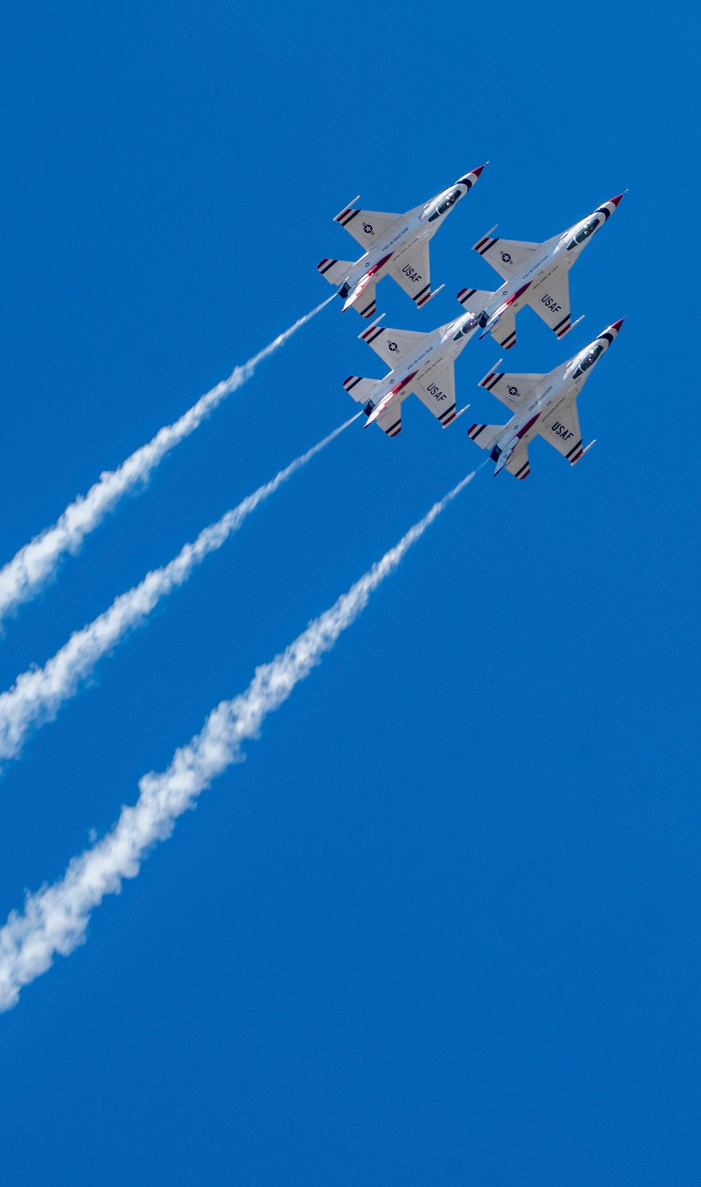 Thunderbirds return to Joint Base Lewis-McChord