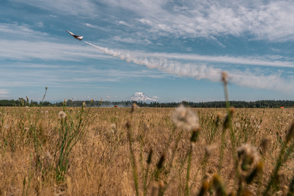 Thunderbirds return to Joint Base Lewis-McChord