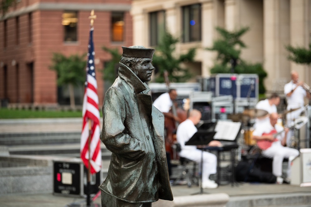 U.S. Navy Band Commodores perform at the U.S. Navy Memorial