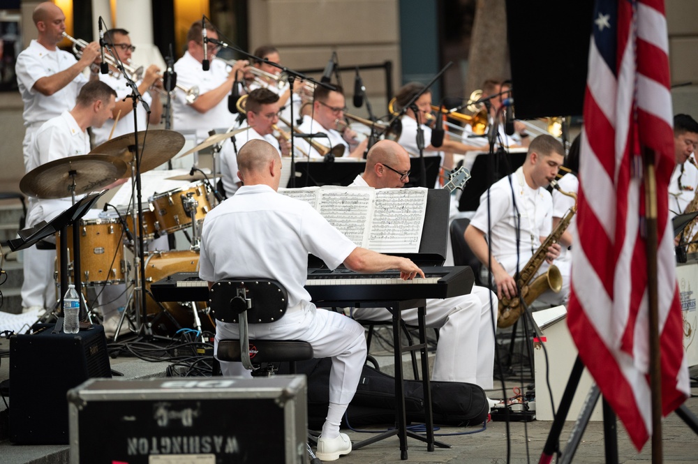 U.S. Navy Band Commodores perform at the U.S. Navy Memorial