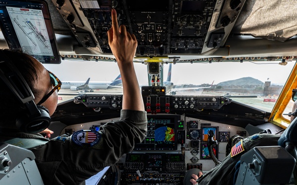 A-10 Warthog Refueling