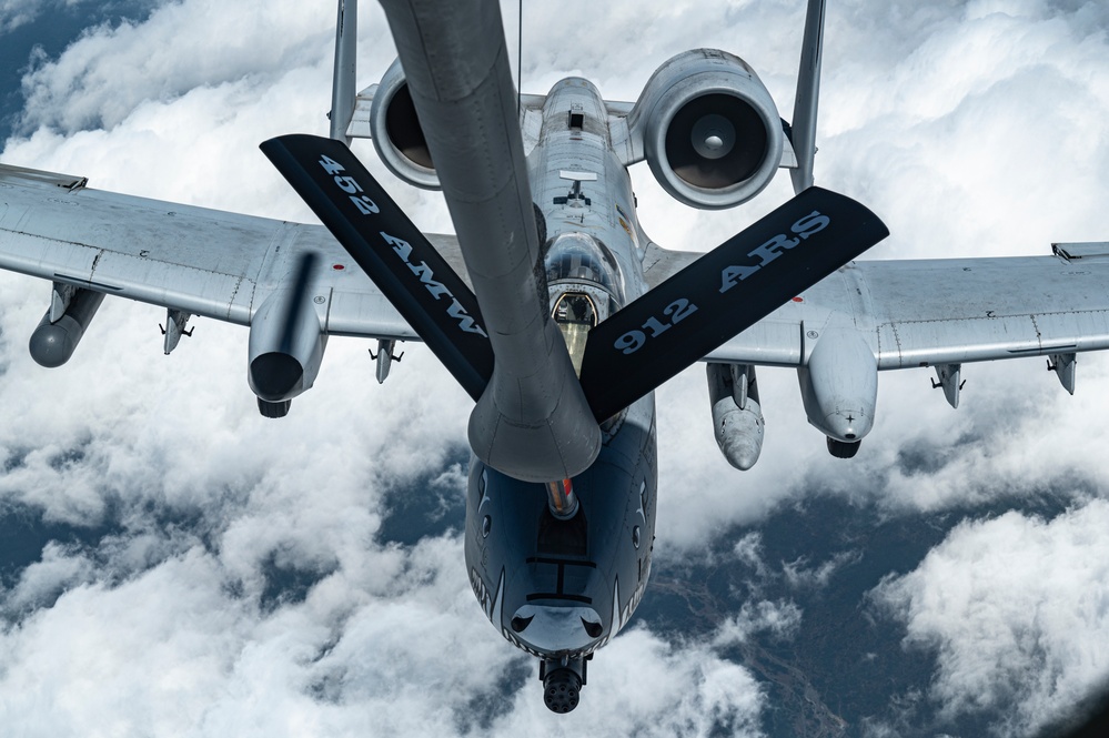 A-10 Warthog Refueling