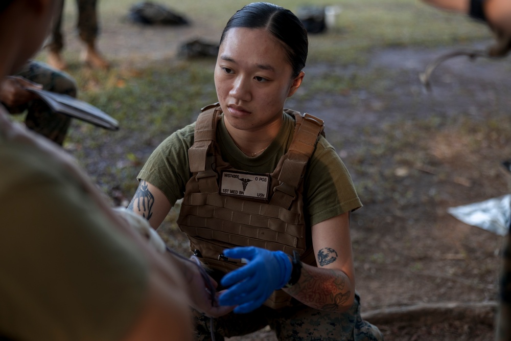 MRF-D Navy Corpsmen practice blood drawing alongside U.S. and Australian Army Soldiers