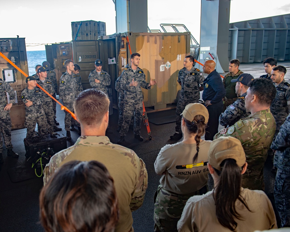 RAN, RNZN and USN Share Equipment Capabilities