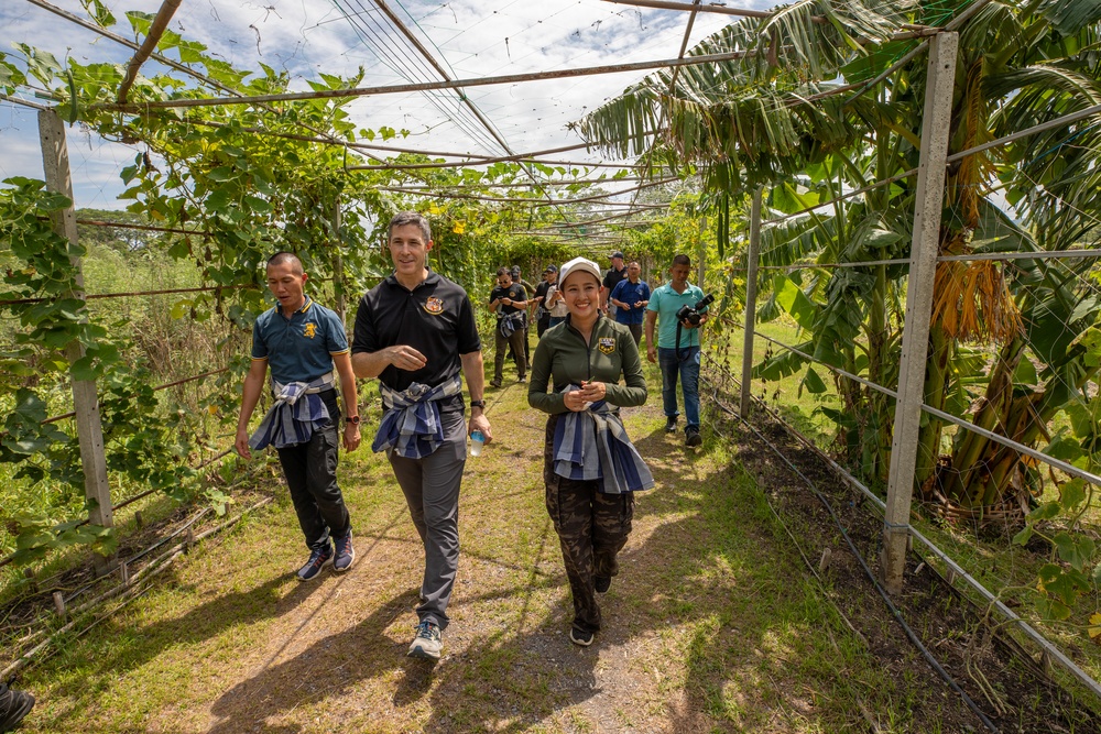 Civil Affairs Soldiers build positive relationships with local Thai population