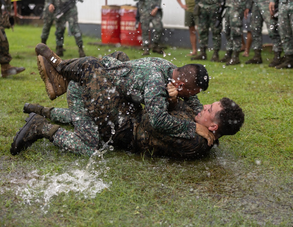 U.S., Philippine Marines engage in ground fighting training