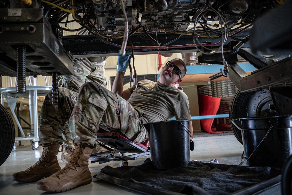 169th MXS Aerospace Propulsion Mechanics conduct routine operations