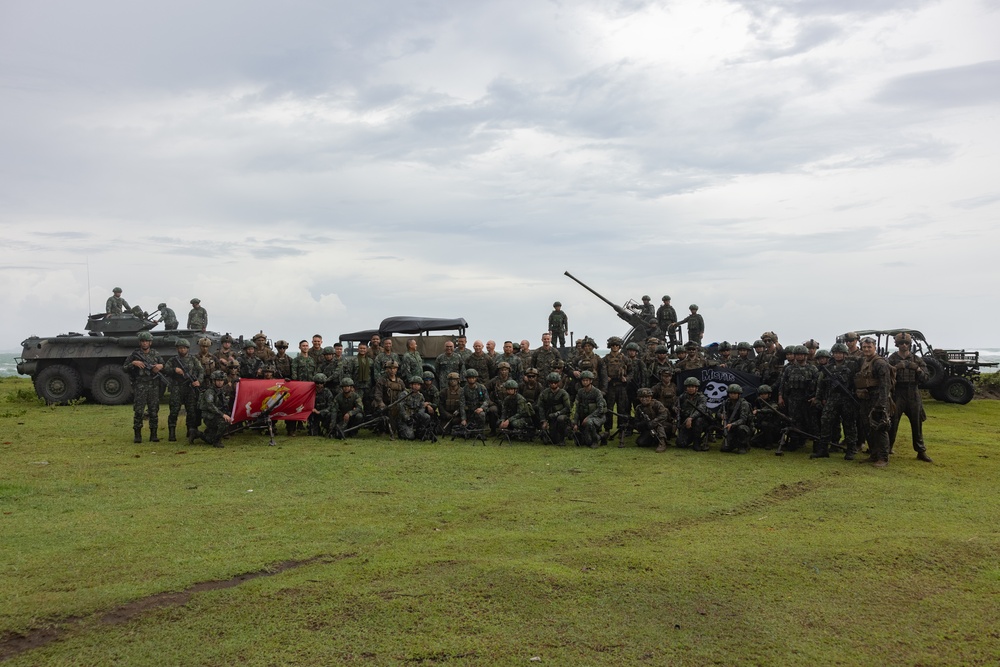 U.S., Philippine Marines conduct littoral live-fire exercise