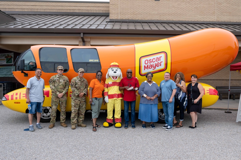 Oscar Mayer Frankmobile McConnell visit