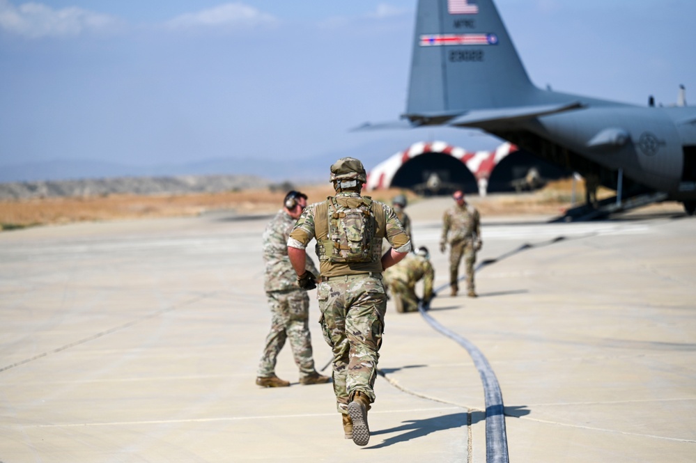 Reservists perform forward-area rearming and refueling operations during Patriot Fury