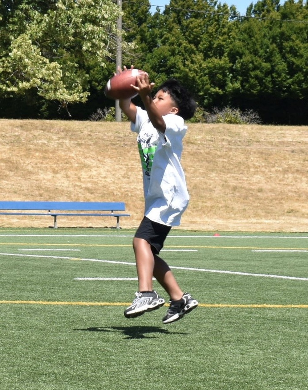 DVIDS - Images - Seahawks Dre'Mont Jones host football camp for JBLM  children [Image 7 of 7]