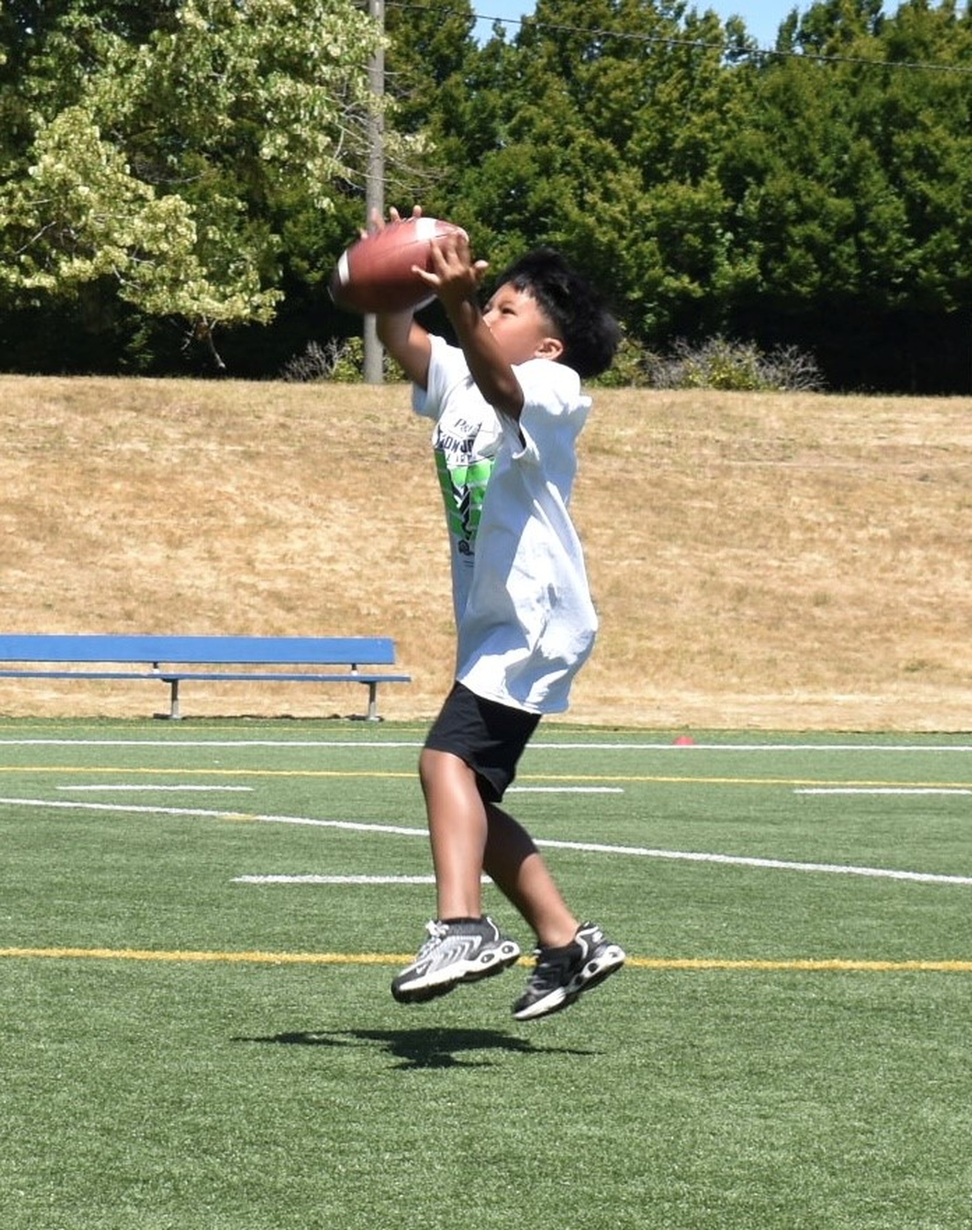 DVIDS - Images - Seahawks player aims to inspire JBLM youth [Image 1 of 4]