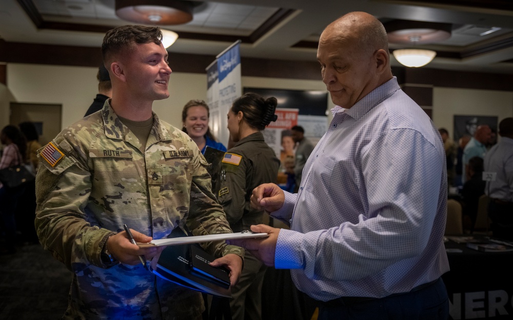 MacDill career fair invites over 90 employers to meet servicemembers, civilians and spouses
