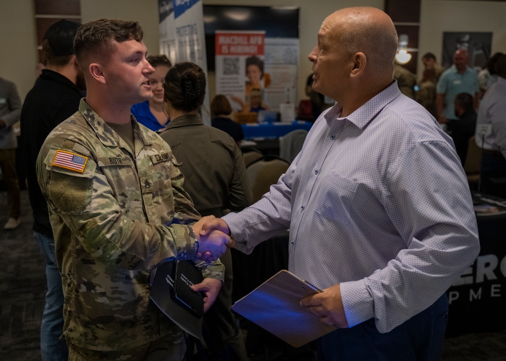 MacDill career fair invites over 90 employers to meet servicemembers, civilians and spouses