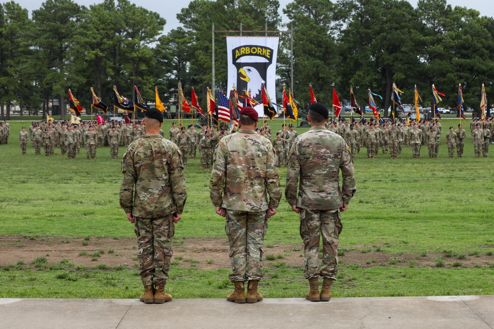 101st Airborne Division Change of Command Ceremony