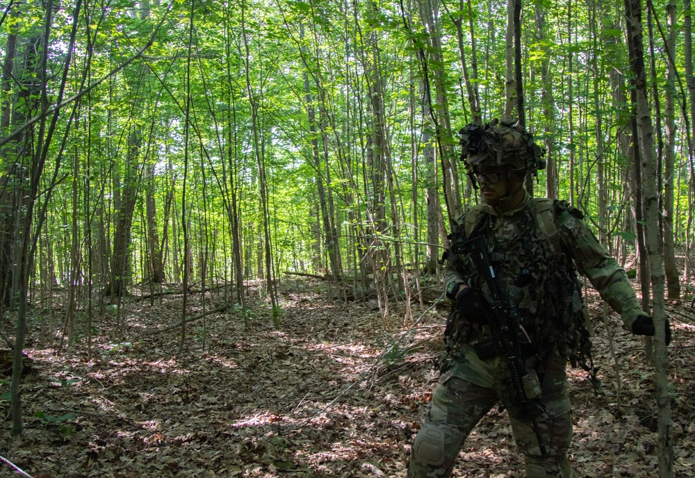 Soldiers from 3-71 CAV Complete STX Training Lanes