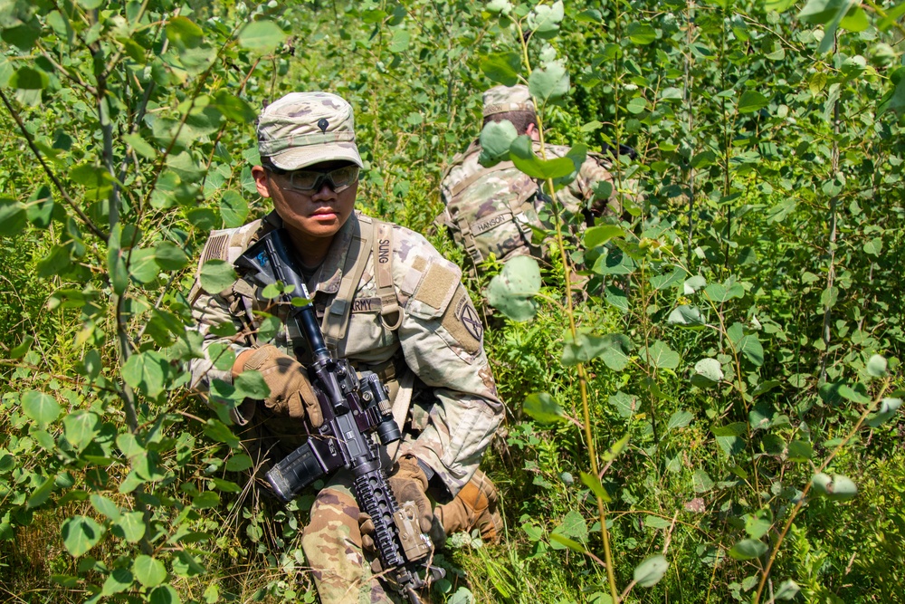 Soldiers from 3-71 CAV Complete STX Training Lanes