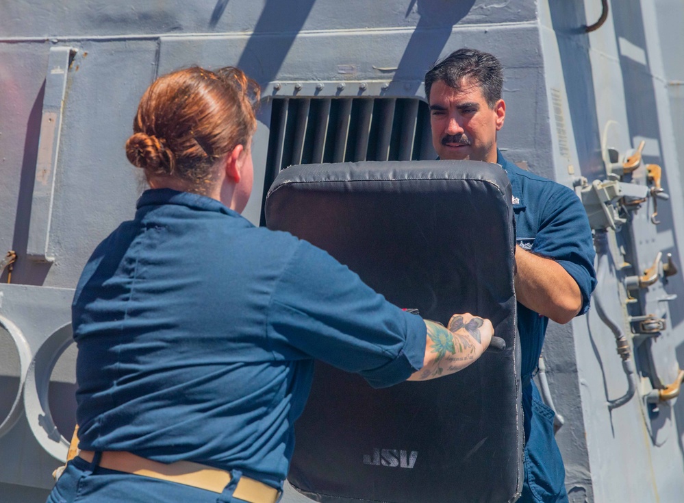 USS Howard (DDG 83) Security Reaction Force Basic Training