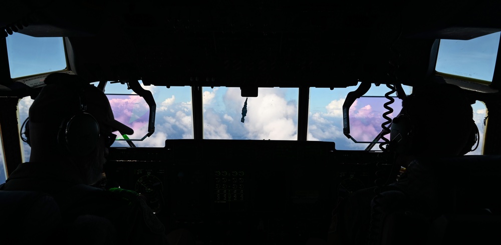 U.S. Army and RCAF C130J Hercules preparation