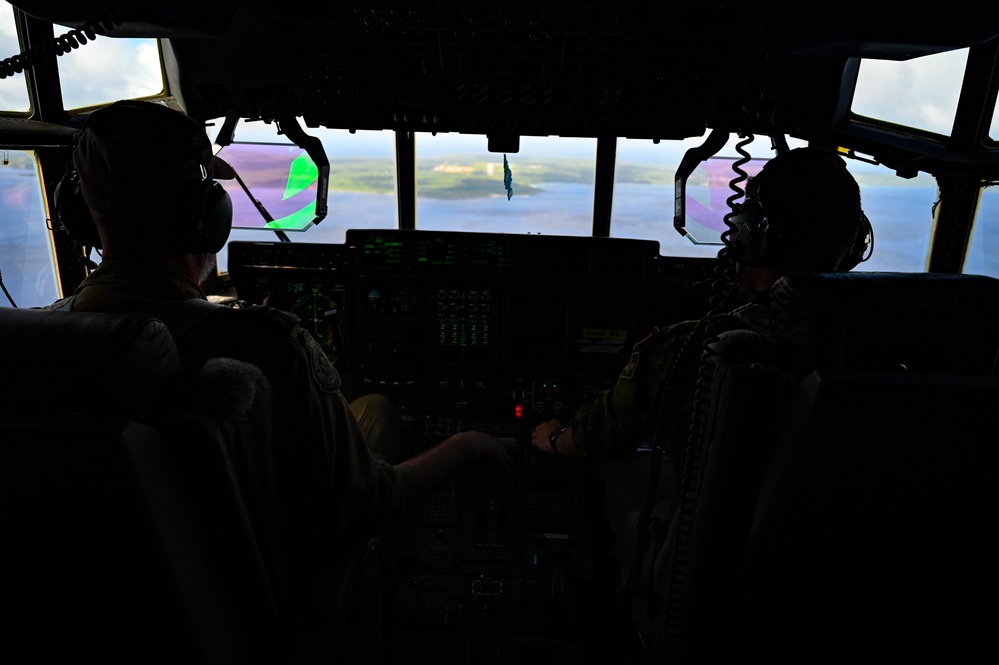 U.S. Army and RCAF C130J Hercules preparation