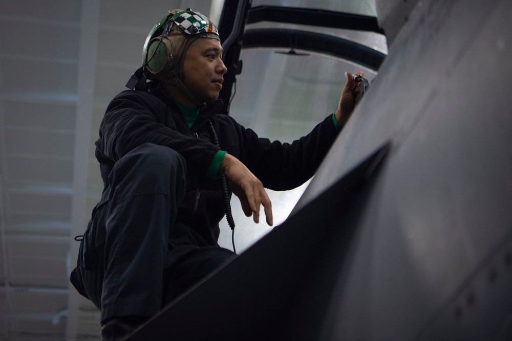 Electronic Attack Squadron (VAQ) 136 Sailors Perform Maintenance Aboard USS Carl Vinson (CVN 70)