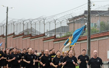 501st Military Intelligence Brigade Conducts a Brigade Run