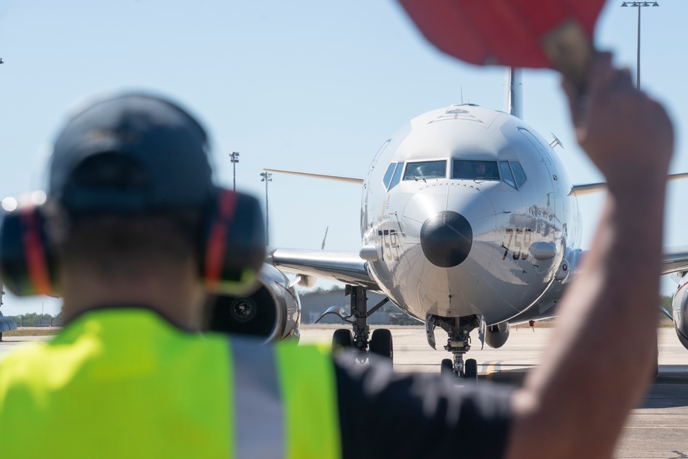 Aircraft arrive for Talisman Sabre 23