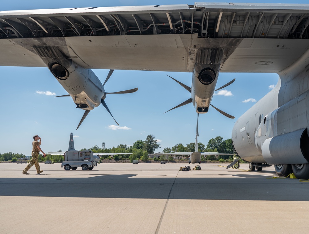 Just dropping in: 37 AS performs airdrops in France