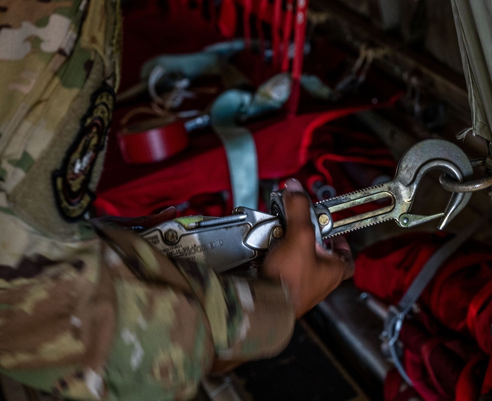 Just dropping in: 37 AS performs airdrops in France