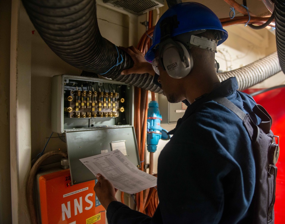 Daily Operations Onboard USS John C. Stennis (CVN 74)