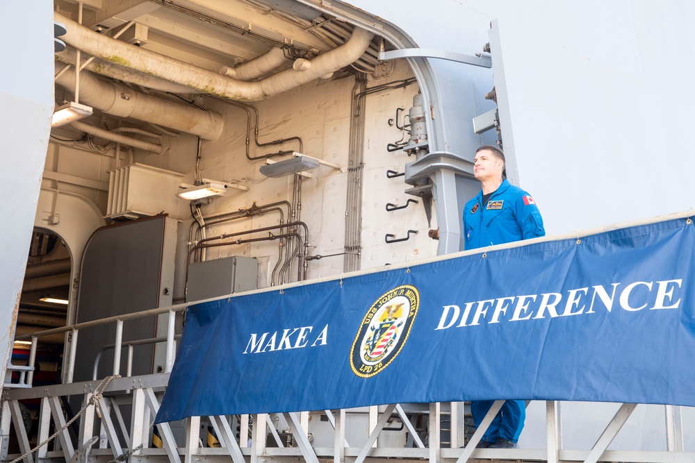 NASA and Canadian Space Agency Astronauts Meet with Sailors