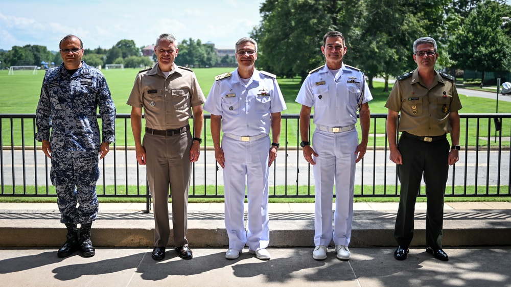 Brazilian Navy Chief of Staff Visits the IADC