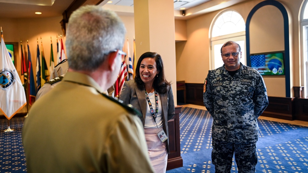 Brazilian Navy Chief of Staff Visits the IADC