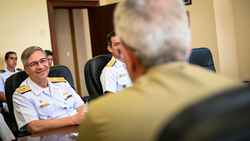 Brazilian Navy Chief of Staff Visits the IADC