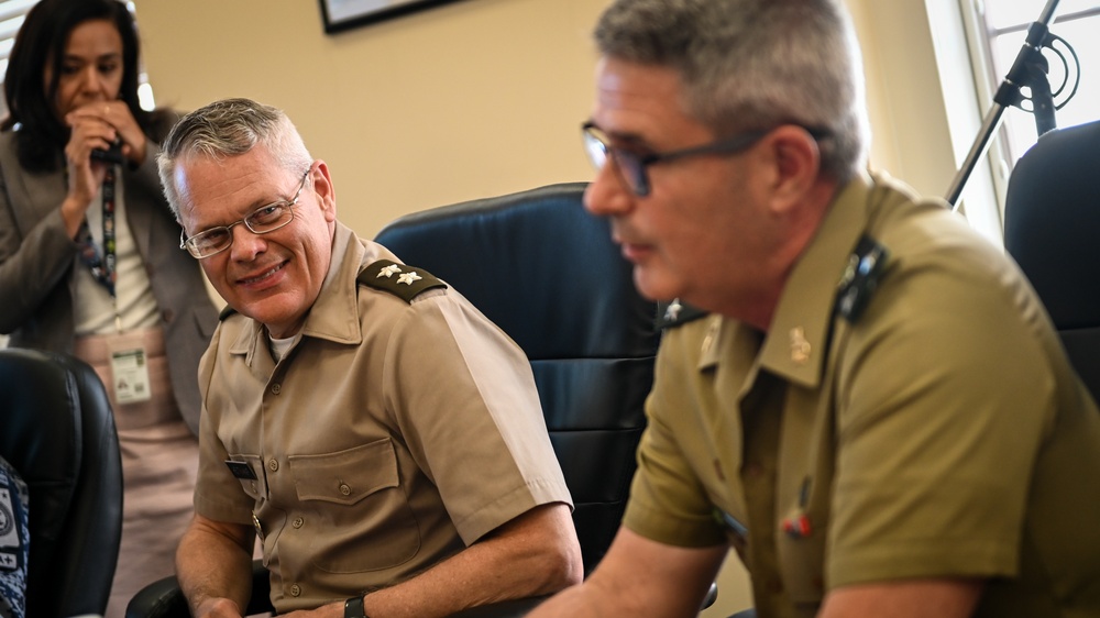 Brazilian Navy Chief of Staff Visits the IADC