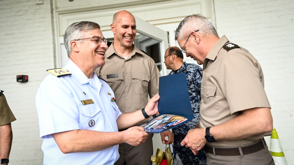 Brazilian Navy Chief of Staff Visits the IADC