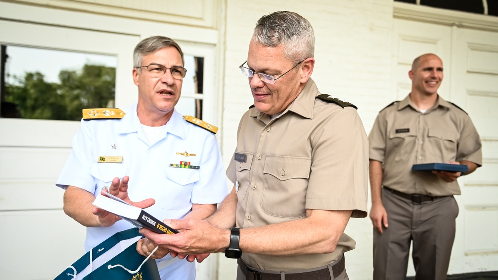 Brazilian Navy Chief of Staff Visits the IADC