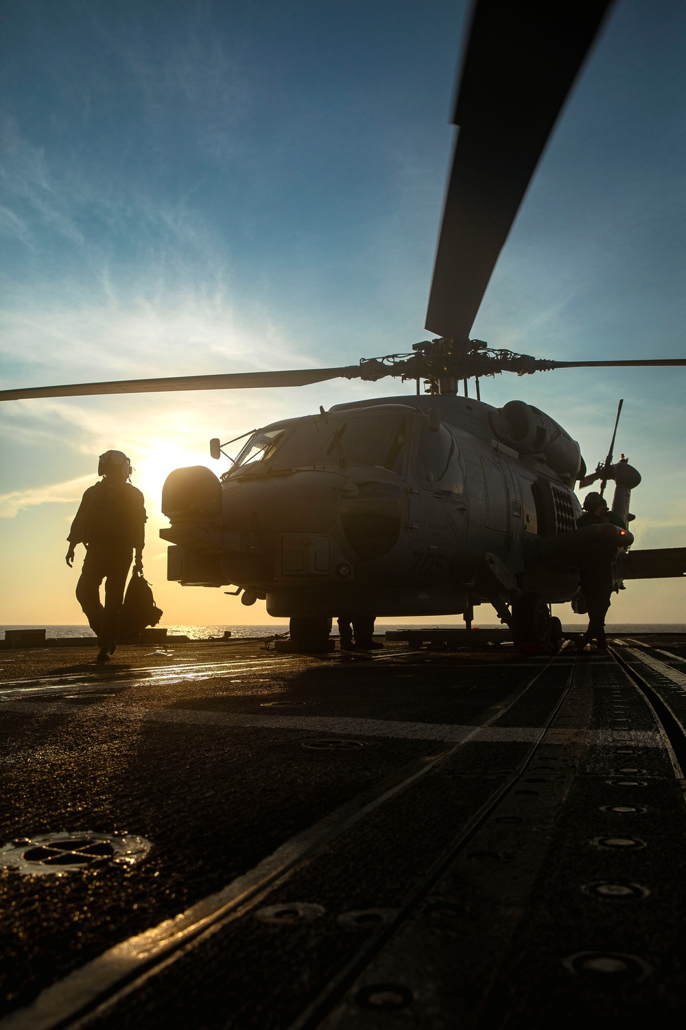 USS Philippine Sea (CG 58) Participates in CSG-4 COMPTUEX