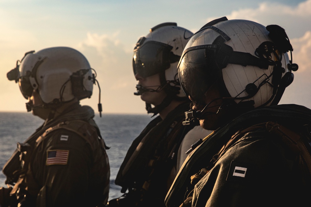 USS Philippine Sea (CG 58) Participates in CSG-4 COMPTUEX