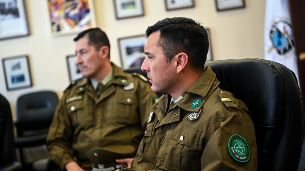 Chilean police attache Visits the IADC