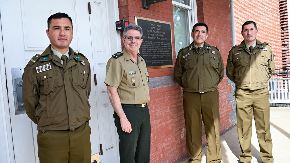 Chilean police attache Visits the IADC
