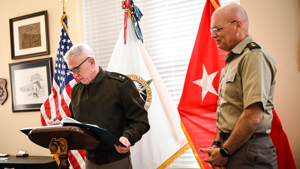 U.S. Army Chief of Chaplains Visits the IADC